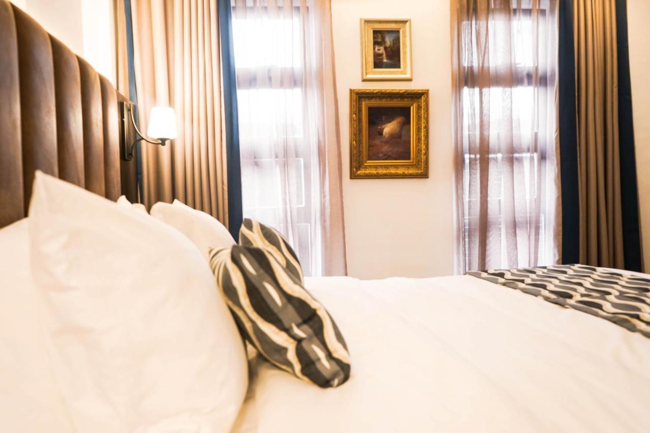 Unwnd Boutique Hotel Makati Makati City ภายนอก รูปภาพ